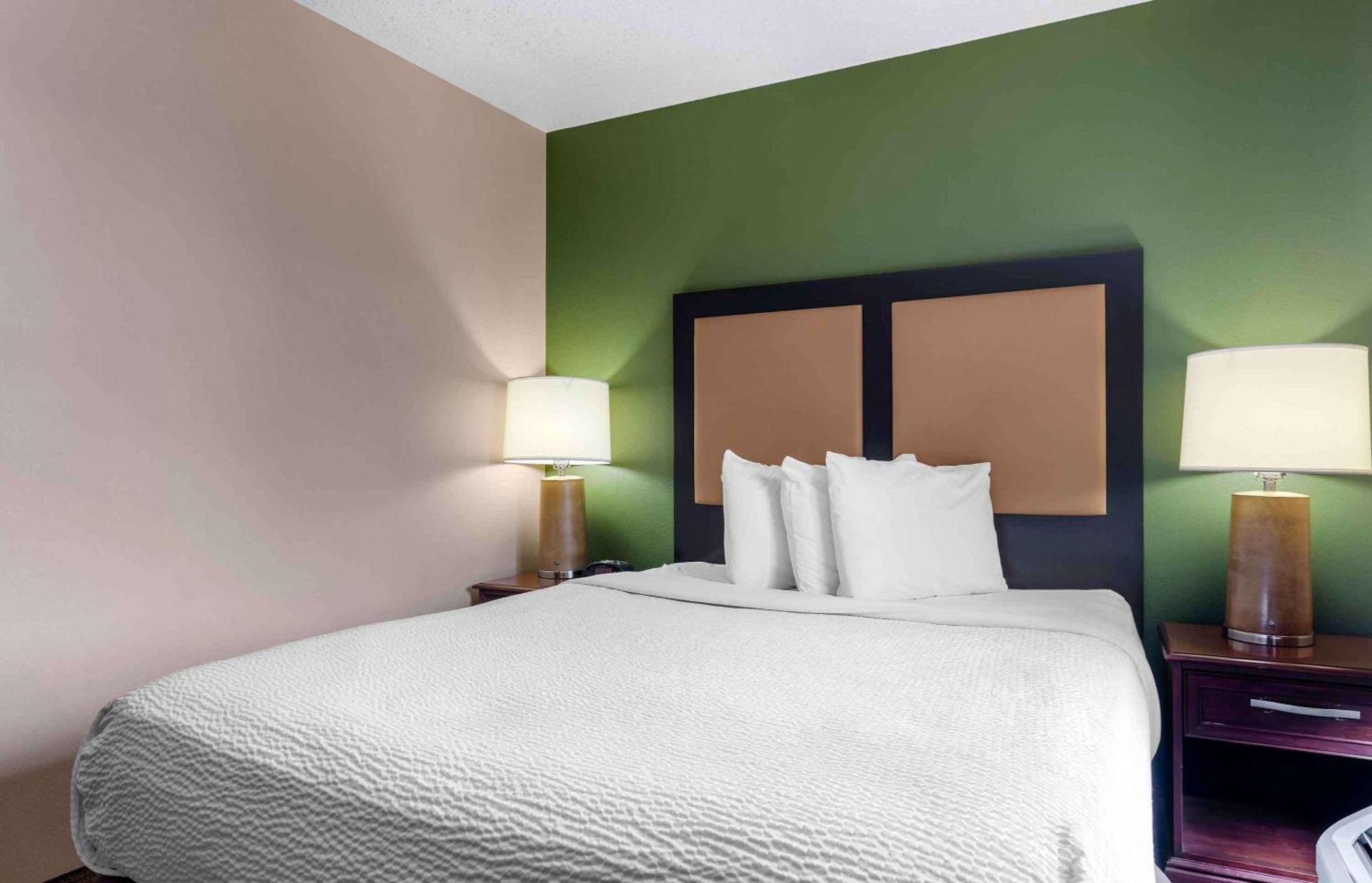 Extended Stay America Select Suites - Dallas - Farmers Branch Bagian luar foto